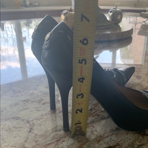 Heels - Picture 8 of 8